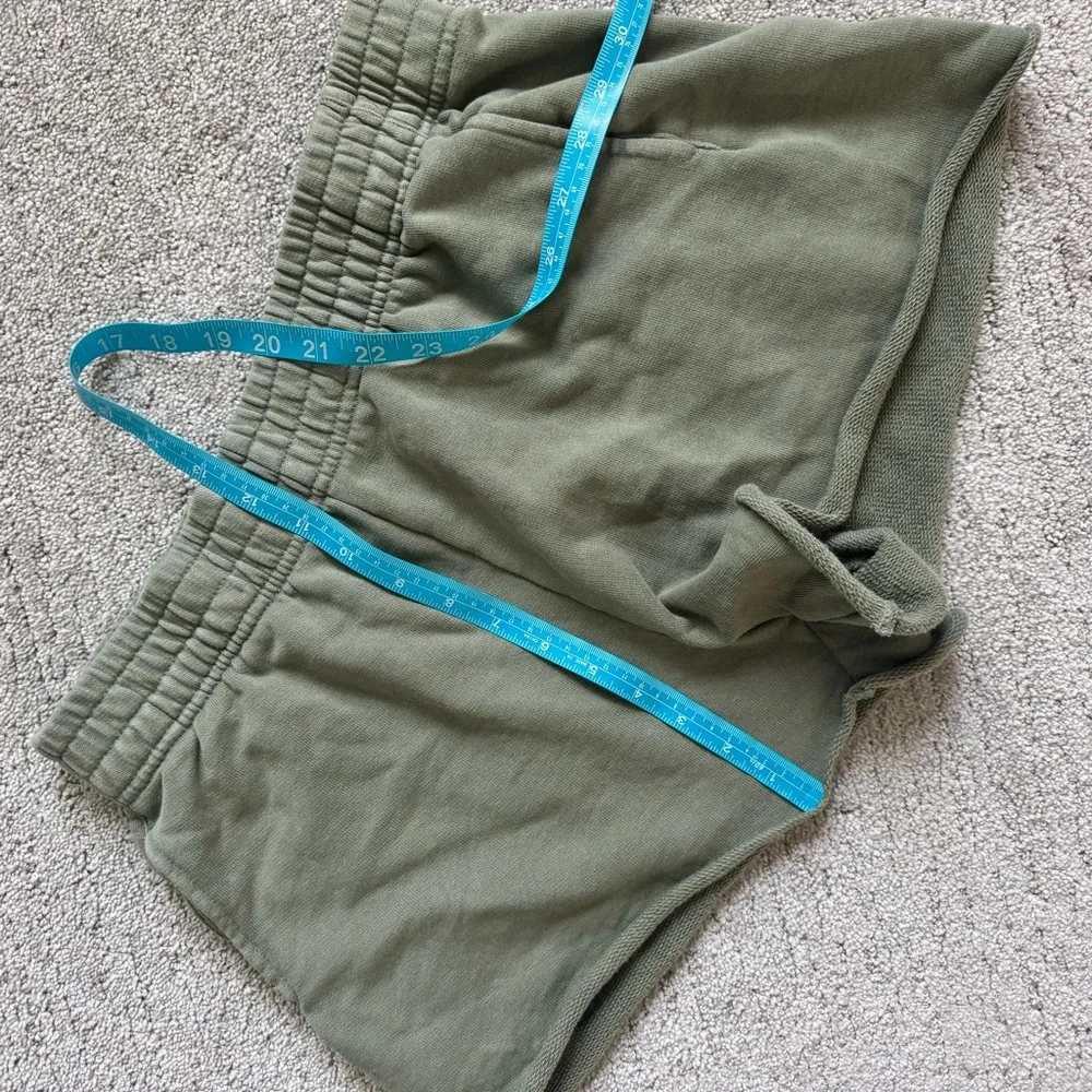 2/$20 Offline by Aerie Throwback Fleece Short in Olive Fun size M - Picture 7 of 9